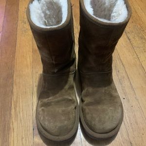 Ugg Australia classic short boots